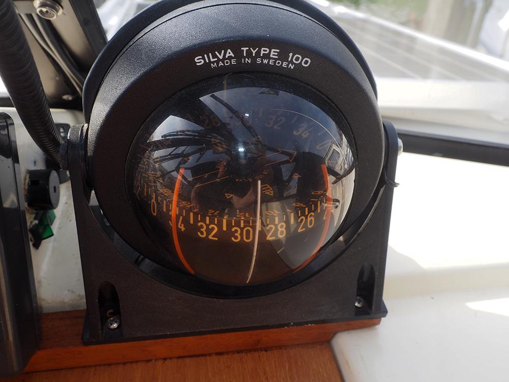  Navigation and electronics